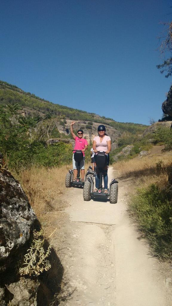 SegwayCuenca's tweet image. Este Agosto no te quedes sin hacer una ruta en #segway con nuestro Tour Oficial. Búscanos en Plaza Mayor de Cuenca
