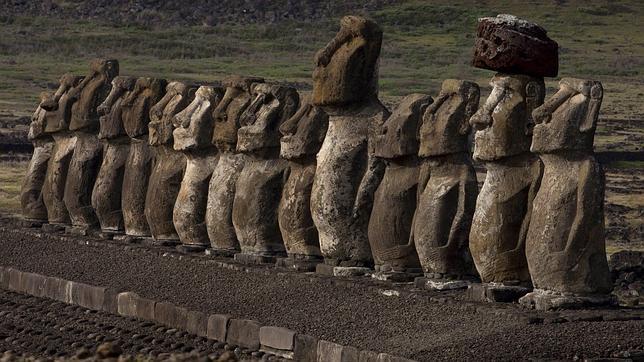 BoletinViajes's tweet photo. Isla de Pascua: la poderosa atracción de los misterios sin resolver http://t.co/InAQbvaK67 http://t.co/EcjYCblCjm