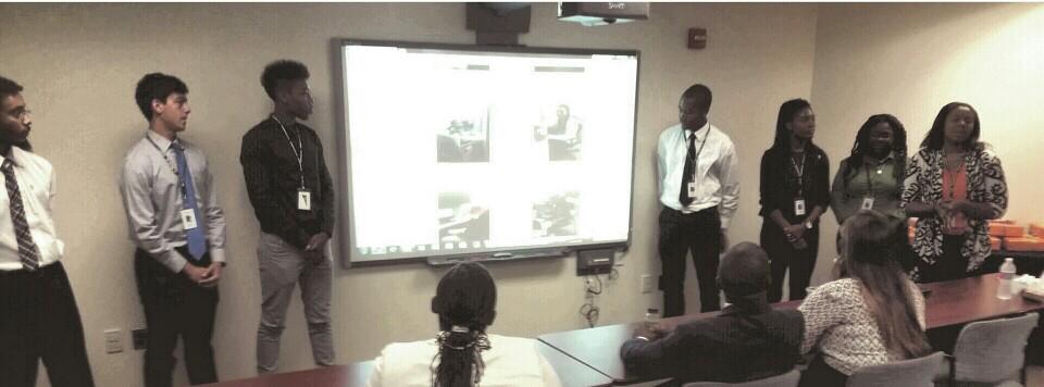 howardrjean's tweet photo. Watching end of summer presentations from @Enlightened_Inc  #interns who are from @MayorlBowser #SYEP w @AFORD1248 http://t.co/iO2JWBGgSg