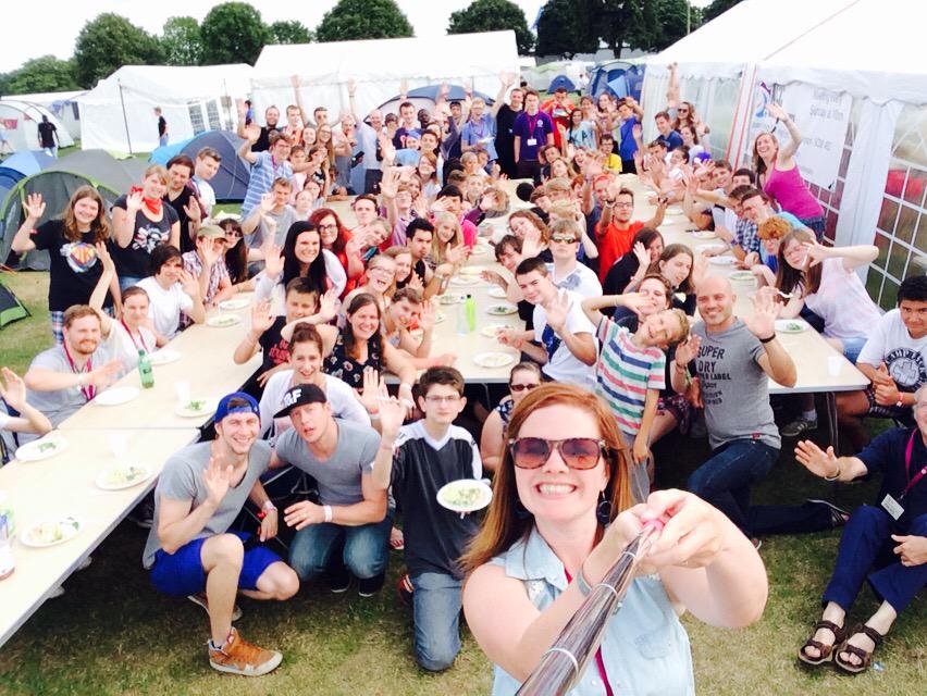 thisbexcan's tweet photo. @newdayevent #ND15 #selfiechallenge #stneotsandsouthampton #over150 #bexisthequeenofselfies http://t.co/3Sg3TeC8nr