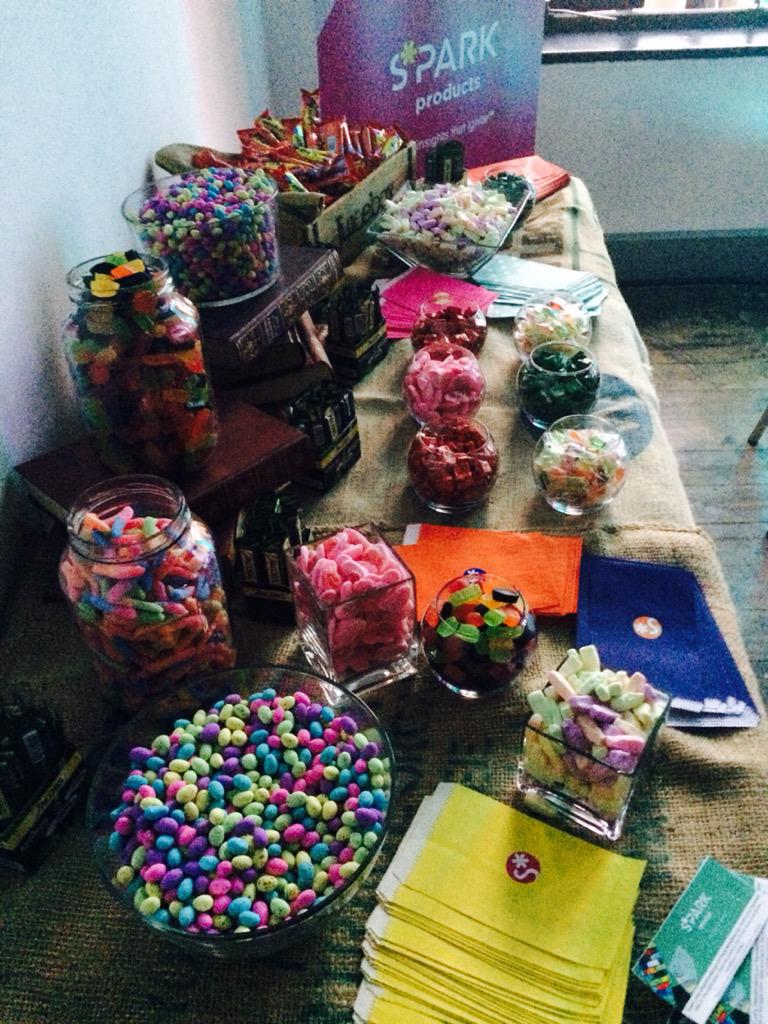 allysanan's tweet photo. @sparkmediasa playing out of their boots with this table!! #sparkmediasa http://t.co/H21ULP3VgK