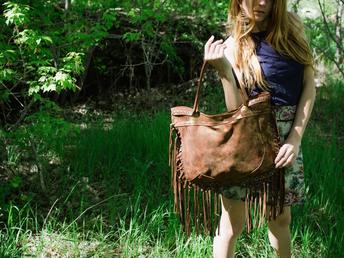 BorlinoLeather's tweet photo. Our tote - Please contact us for customization at borlino@borlino.com http://t.co/vJe7T6Cqgv