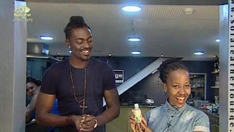 omokoreadufe's tweet photo. Wow amb my son @Tayofaniran and my baby @GoitseKgaswane check out the smile,#TBT  Check Da Smiles...Tayo n Smallie ;) http://t.co/h9EXg0tgda