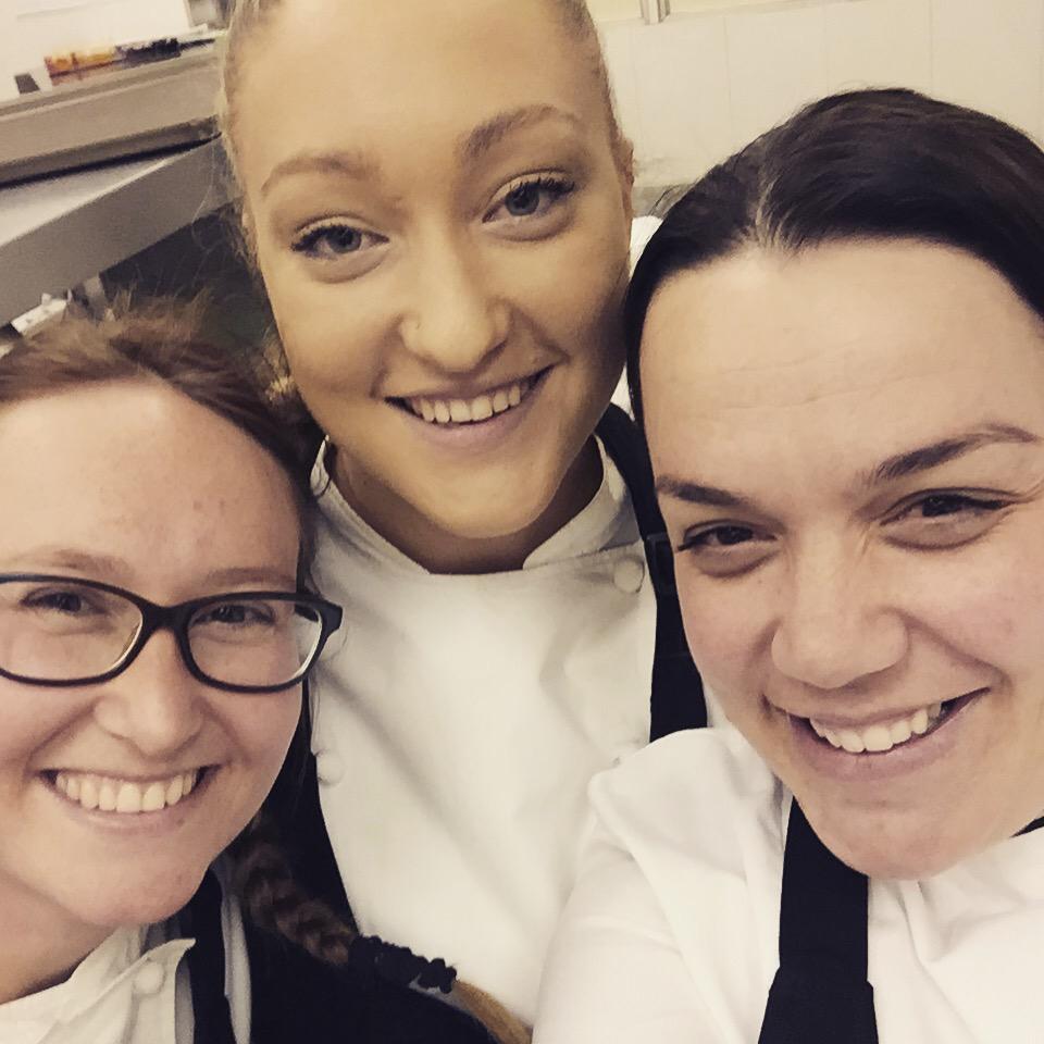 AngelaVeronica3's tweet photo. Team @EllermanHouse @TableBayHotelSA #womensdaycollaboration @grrebok @LiezlPastry http://t.co/Ezw6yERI5T