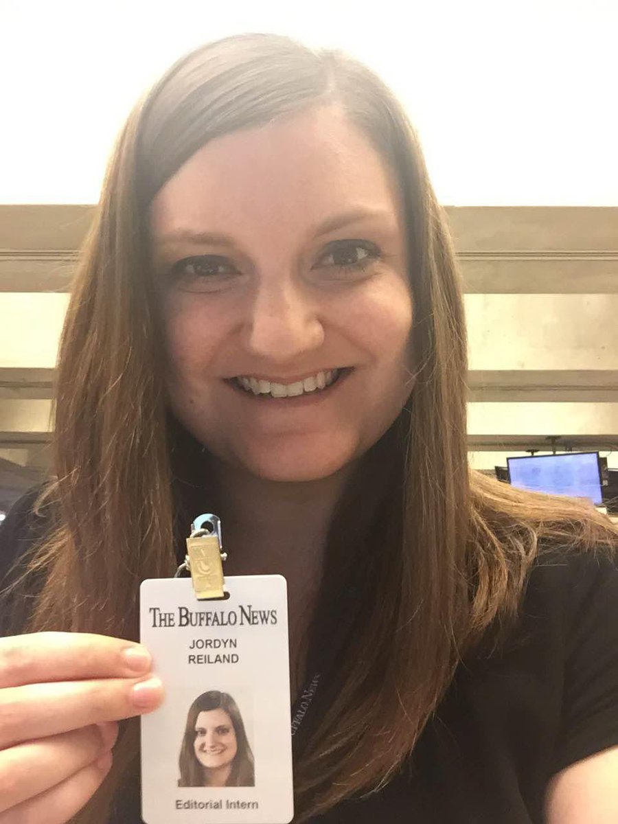 paulje's tweet photo. @JordynReiland City Desk Intern at Buffalo News sent her #SJMCselfie @UIOWA_SJMC @JoinSJMC http://t.co/TZYWsWxhZ2