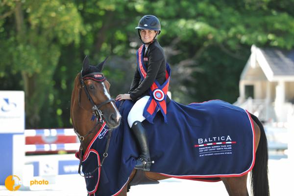 BalticaTour2015's tweet photo. The winner of CSIYH1* 7YH Finals Faye Schoch (SUI) with Quincy W @BalticaTour2015 #tophorse #showjumping #YH http://t.co/aUN9fhavP0