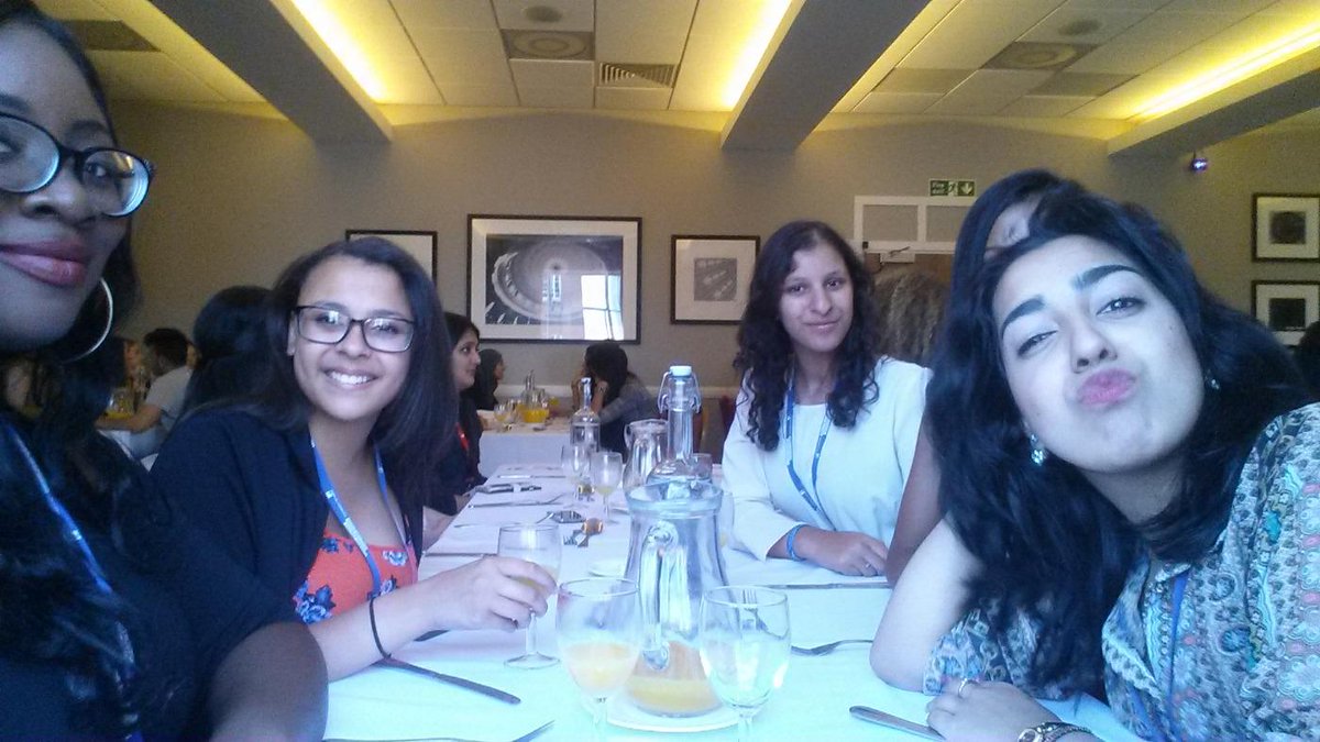 toxicfemininty's tweet photo. Having a wonderful seasoned meal at the university house #RFESS15 http://t.co/XZpjR9wBpL