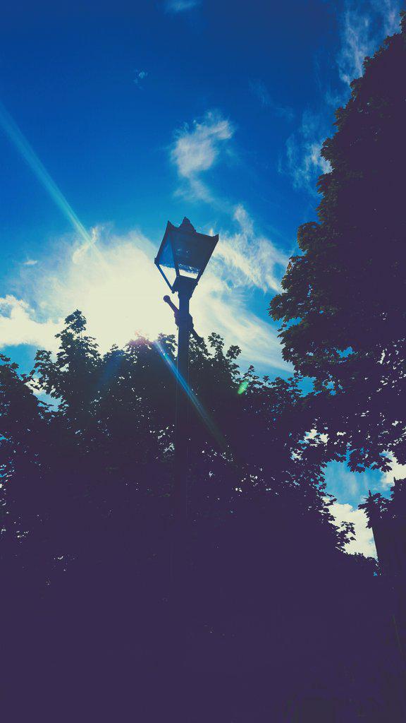 irwinlorrainela's tweet image. Had to take a picture of the blue sky.... Dalkey this morning #Dalkey @Dalkey #august