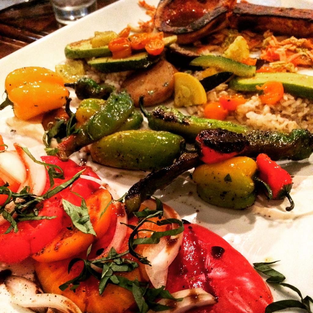 SweetGrassMem's tweet photo. Farmers platter. 8.6.15 http://t.co/CX9YjvjAm0