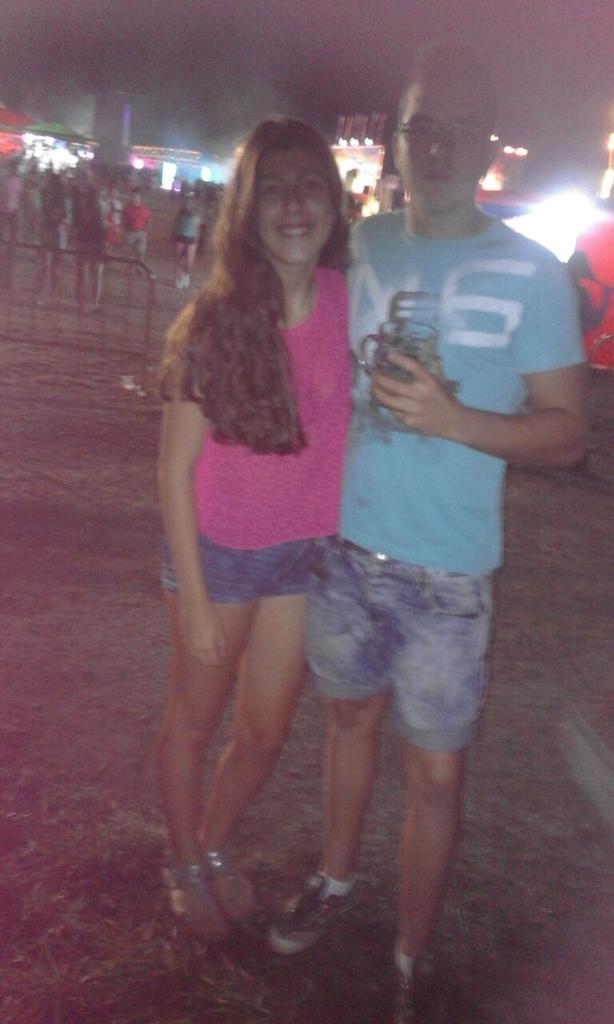Cristinaa_vela's tweet photo. Muchas felicidades Rubén! Pasatelo genial, un besito @RubenArroyo8 http://t.co/dTfA5EWUKE