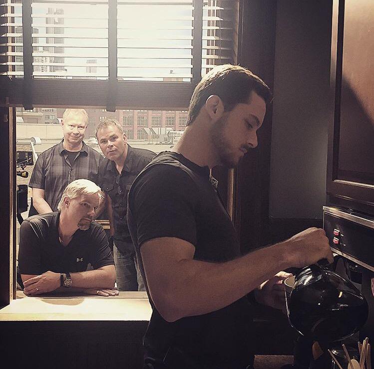 linsteadfan's tweet photo. Halstead is in the break room... We better get a Linstead scene! http://t.co/YA0lkNF59s
