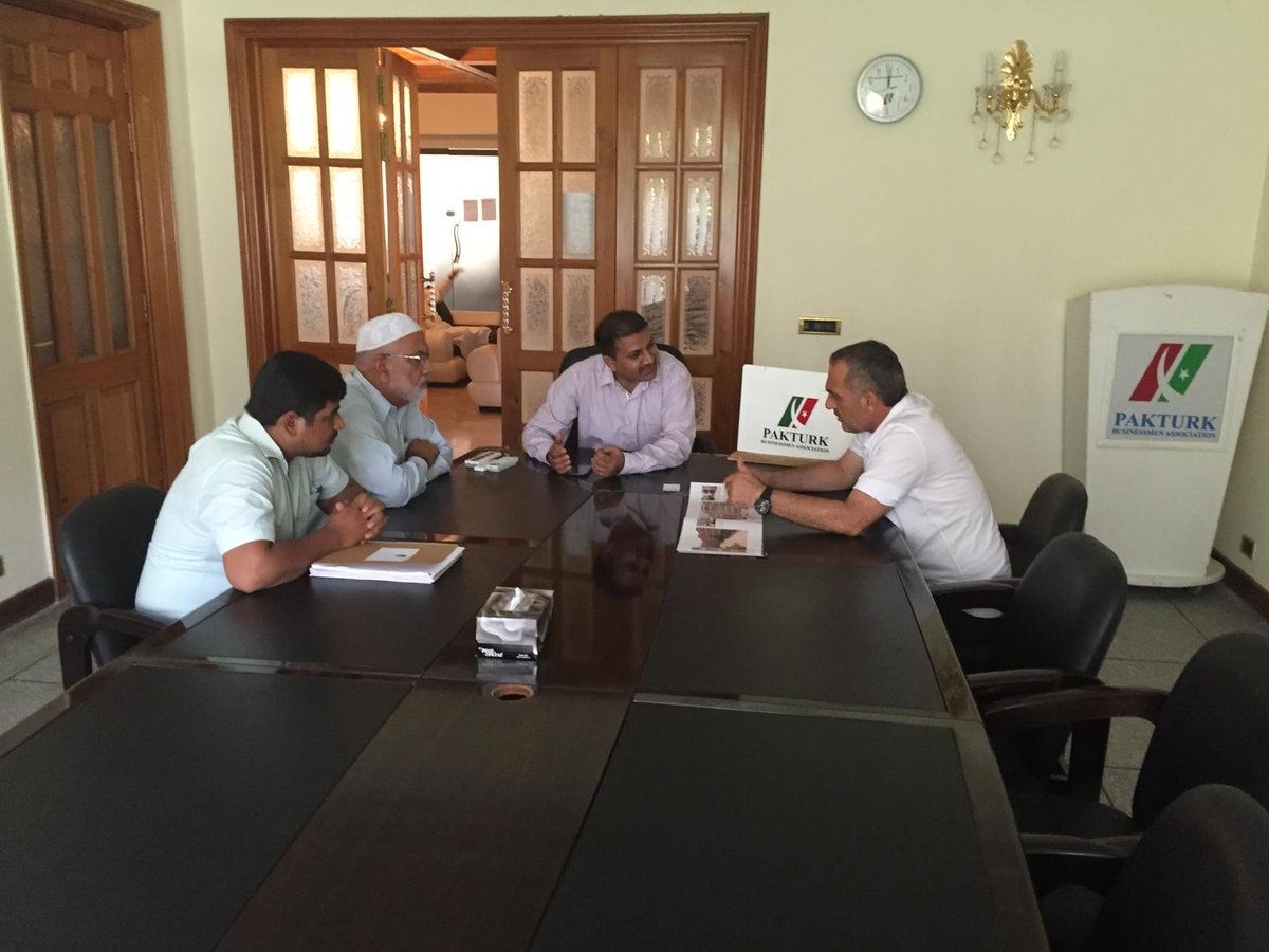 ikili iş görüşmesi pak Türk iş adamları derneğindeyiz