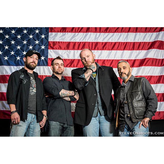 nathaniel_tx's tweet photo. Big announcement: @vetted_band is playing the BBQ at 6:30pm at The Nathaniel Center!! #woundedwarrior #houston http://t.co/RXxlh9vOTf