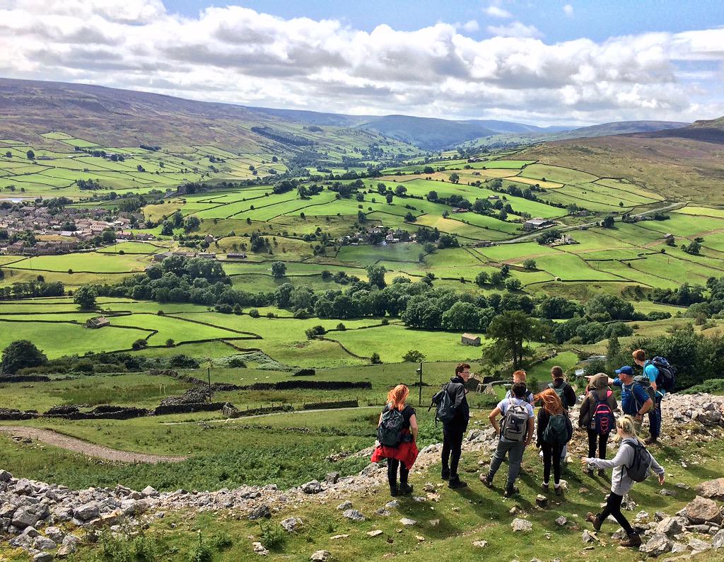 _GraceClarke's tweet photo. Had a beautiful mountain walk today with Team Blaze It! @FlyingFutures @NCSFLT #FLT2 #NCS http://t.co/zRU8TVfaEL