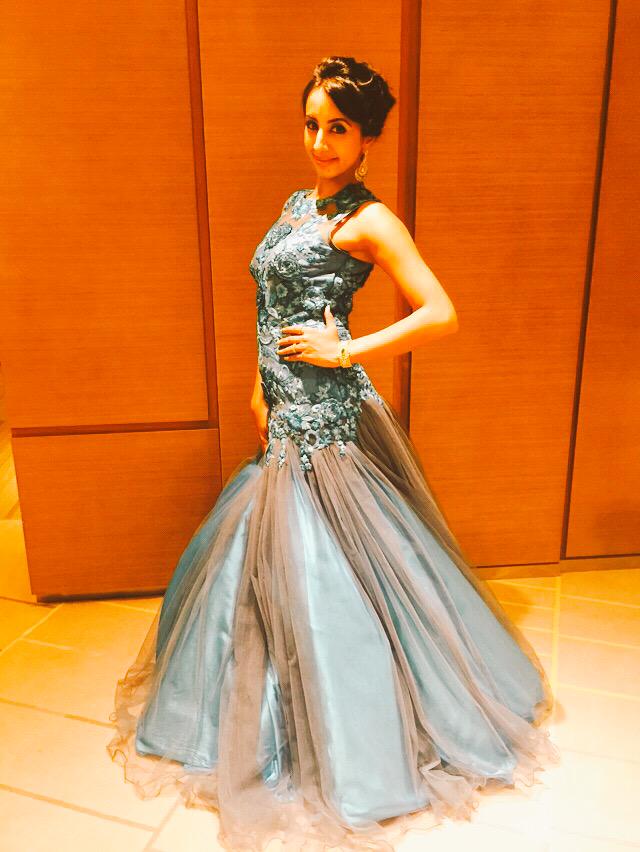 SanjjanaaG's tweet photo. Outfit by #neerukumar,specially designed for #sanjjanaa specially for #siimaawards2015 ,lookingfwd to the event 💕 http://t.co/pXA4hCc6Z6