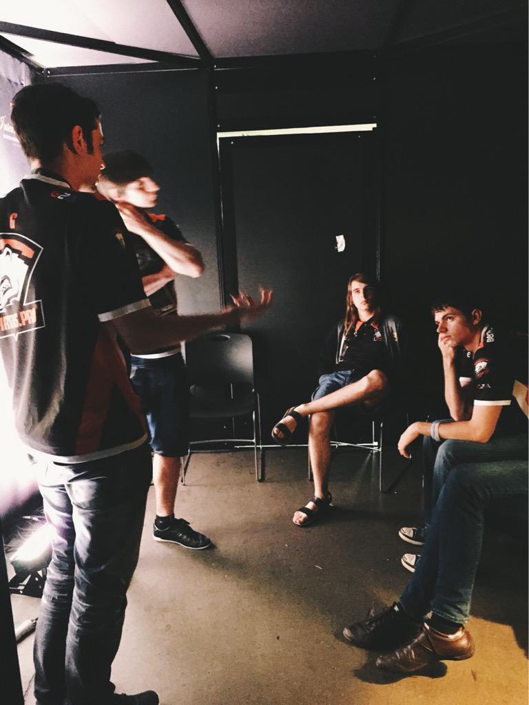 CLwRXysUYAALrVD.jpg:large