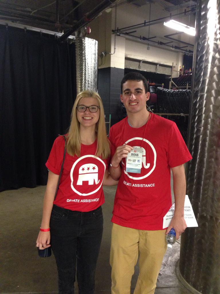 OhioTARS's tweet photo. Some Cuyahoga County TARs volunteering at the #GOPDebate! http://t.co/0PQ2yVQmQV