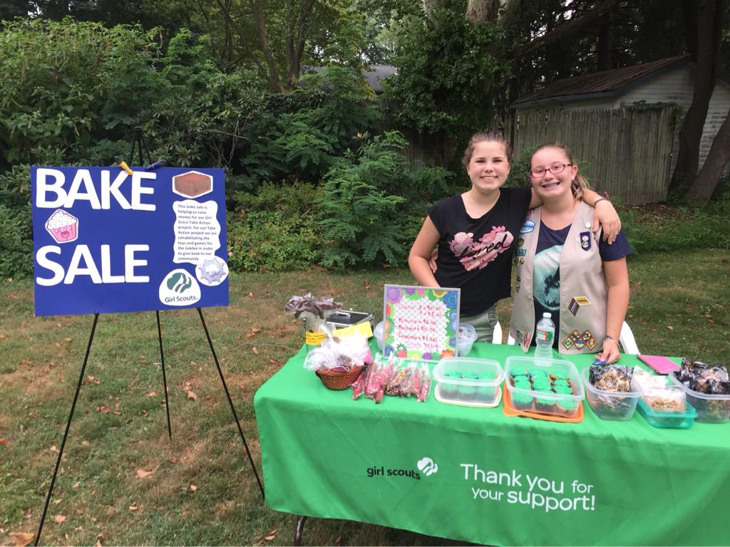 LvilleLine's tweet image. Thank you L'ville for supporting the GS Bake sale #MusicinthePark ; They sold out!