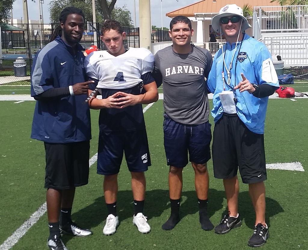 CoachMattGarris's tweet image. Practice 3: Panthers 🐾 who got the 🏈(3x)!!! #BeRemembered #GetTheBall #StopTheRun