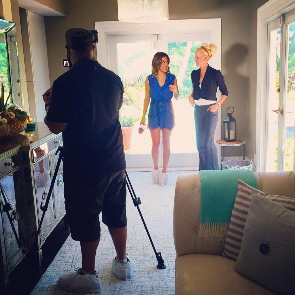 Getting a tour of my girl @GaleyAlix first home via the awesome guys at #AcadiaRealEstate. #VipTV #DreamItDoIt