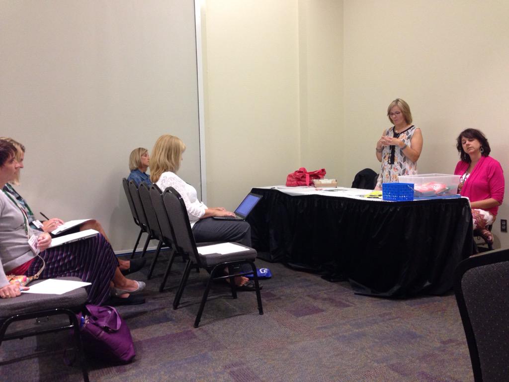 SDDOE_SpecialEd's tweet image. Enjoyed meeting w/SD #CASEcec @ #ASBSDSASDConvention looking forward to working together to improve results for all