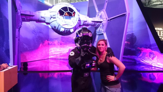 hey s&uuml;&szlig;en,ich war auf der gamescom:) war super geillll :)geile spiele die bald rauskommen ;) http://t<a href="/tag/camgirl"class="tags"><span>#camgirl</span></a>
