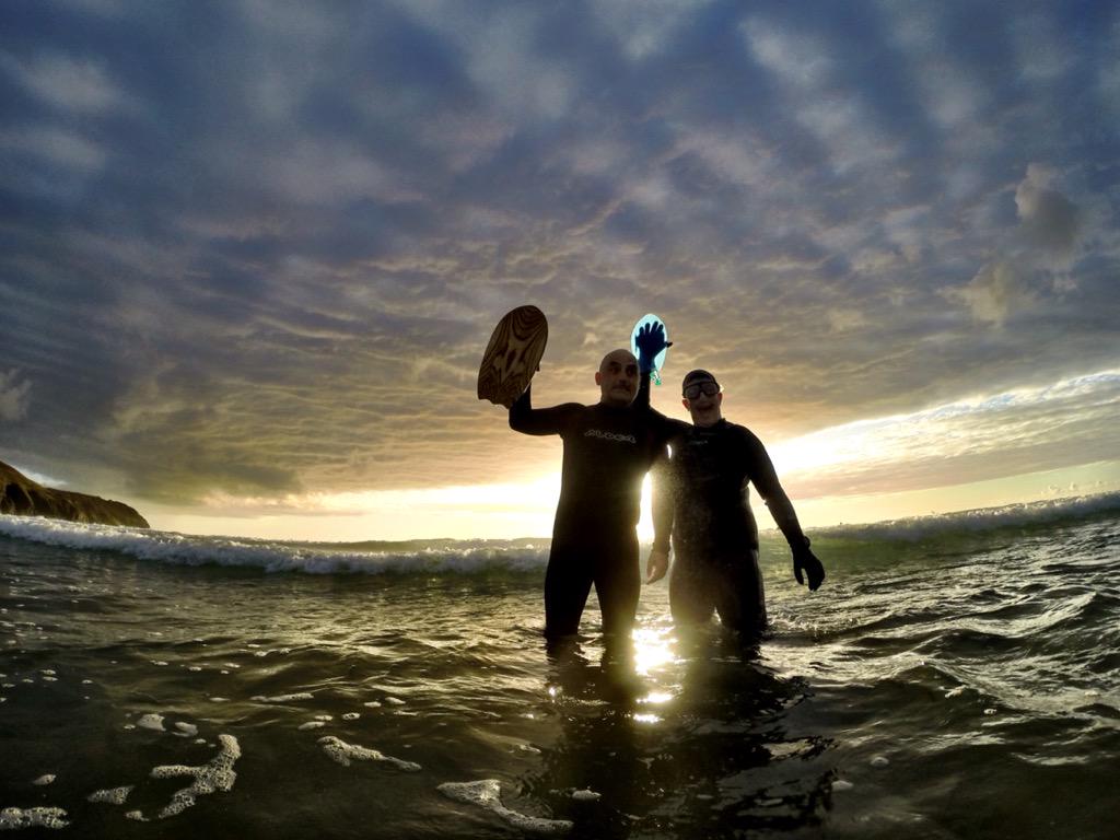 Lizzi_L's tweet photo. Awww it is my two #TeamGB mates #BlueMind #100DaysofBlue http://t.co/Y7qYh73VEh