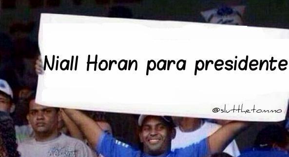 hoseogold's tweet photo. Es el único que no causa drama en este fandom. #WeAlwaysSupport1D  #WeSupportBriana http://t.co/pi3SGjoFDT