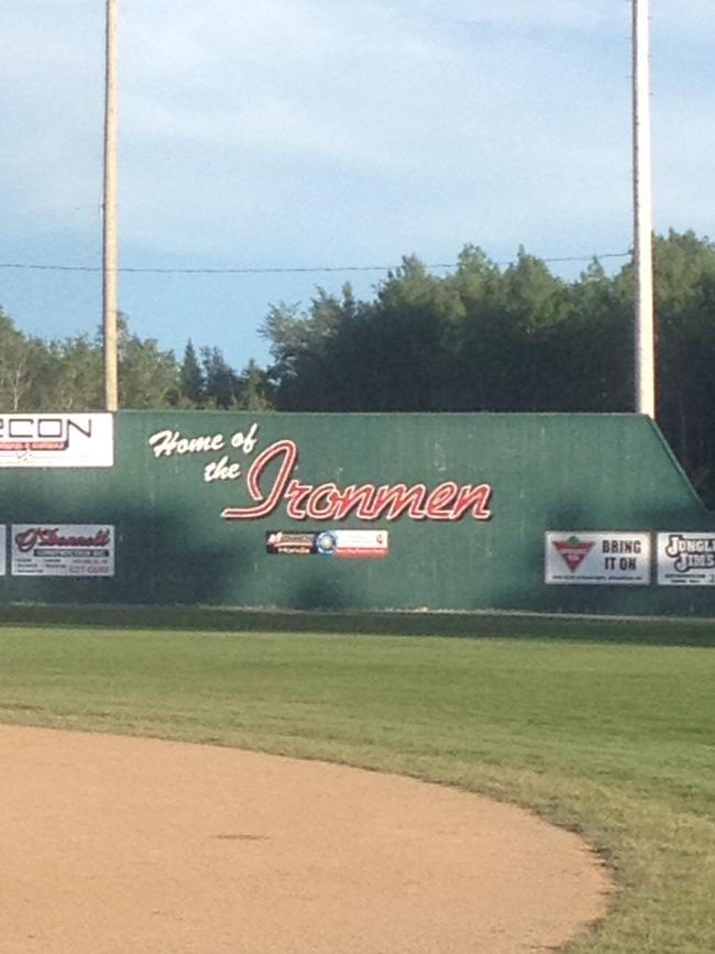Great night for <a href="/ChathamIronmen/">IronmenBaseball</a> game as they honour two greats, Eric Despres and Terry Leggatt