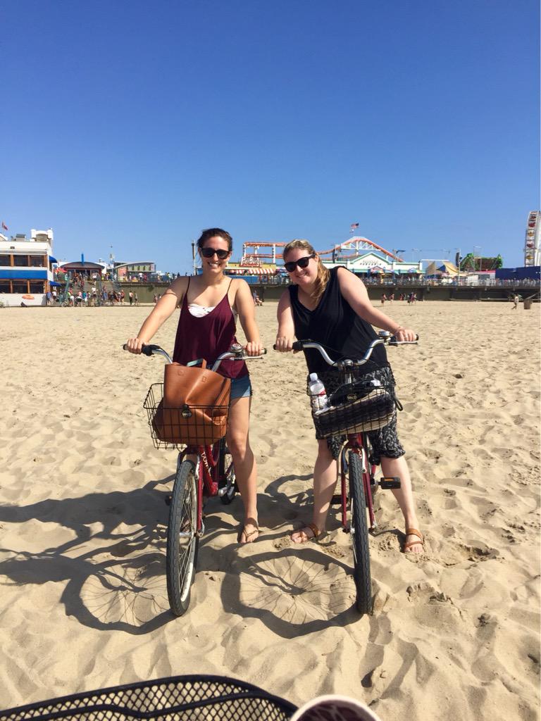 budgetbackpacks's tweet photo. #tbt to c biking on the beach with a friend in #SantaMonica! #SantaMonicaPier #VeniceBeach #LA #Cali #travel #ttot http://t.co/zLaNLhsTBx