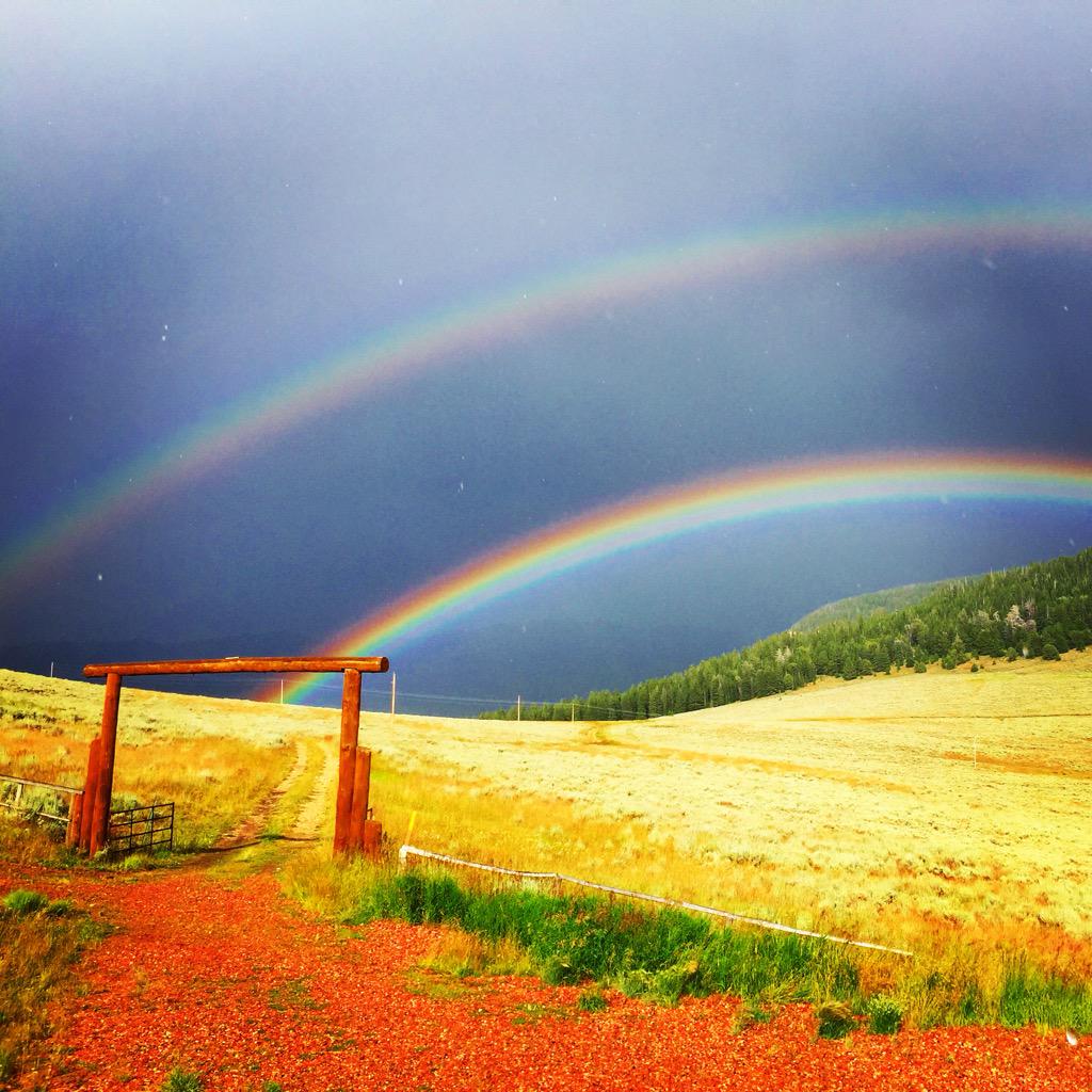 RodnBarrel's tweet photo. Caught this double rainbow yesterday after a big storm moved over the mountain top #BigHornMountains #shellcreek http://t.co/42hn1bCC5p