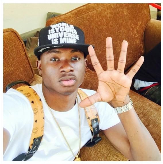 stefanni_o's tweet photo. #SecondarySchooIlnNigeria to all those teachers that give fake Area Of Concentration (AOC)😭😭😭 http://t.co/f4Eu2SiDCS