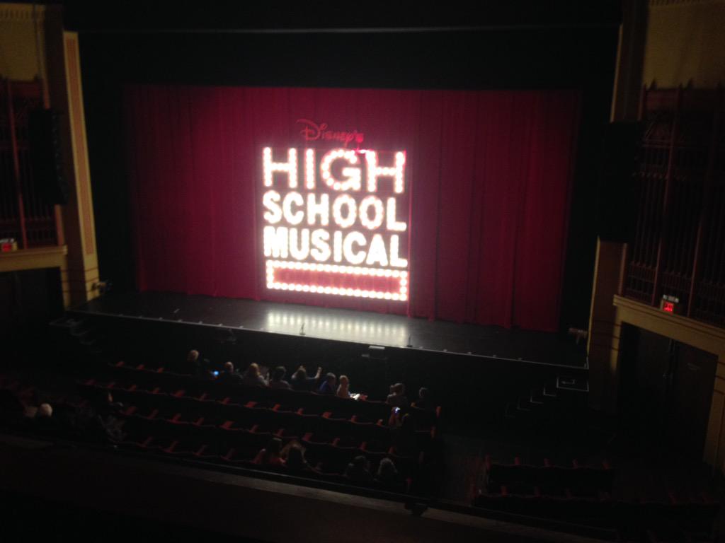AdeleBH's tweet photo. Congratulations to all the Cast &amp; Crew on opening night, great show with so much energy. @harrison_seamus @apanarts http://t.co/WB3L6ixIUE