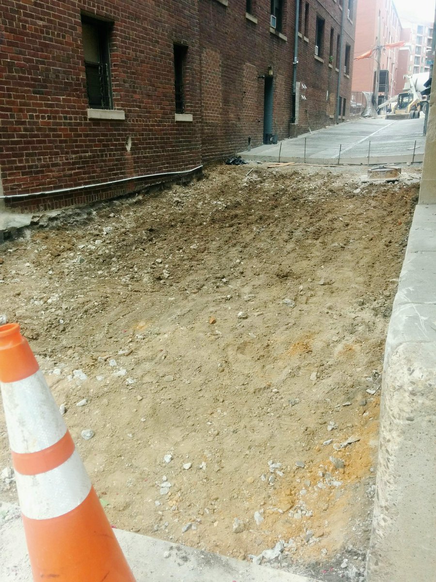 InertMonologue's tweet image. Alley repair 25th and K NW in progress! Thank you @MayorBowser and @DDOTDC!!  (#AlleyPalooza #FoggyBottom #DC #Ward2)