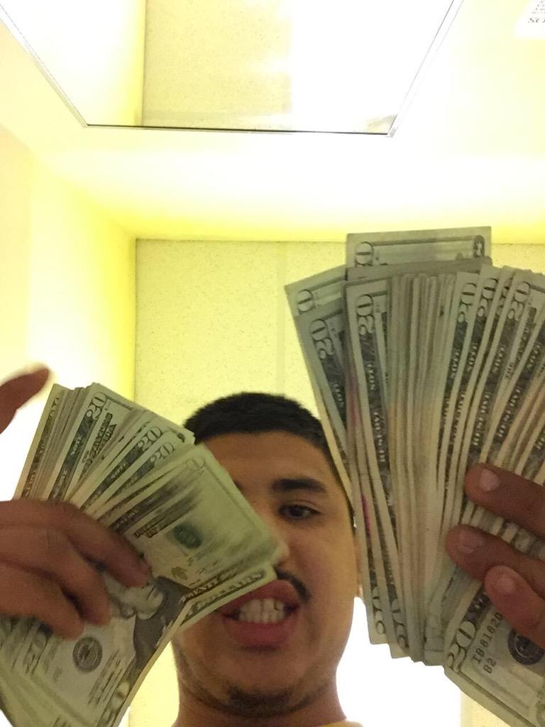 TrillForLife_'s tweet photo. RIP TO MY DAWGGGGGG. WHAT I TELL YOU?! THIS SHIT HERE IS #FOREVAEVAAAA πππΌπ http://t.co/5YJ5mKLZxC