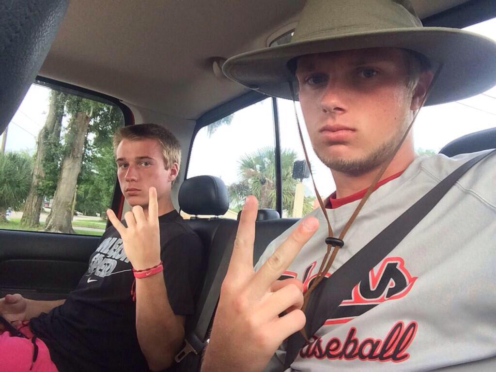 hunterjgrimes's tweet photo. Happy birthday to a legend β€οΈ #PreFlow http://t.co/NkMrUG6yZe