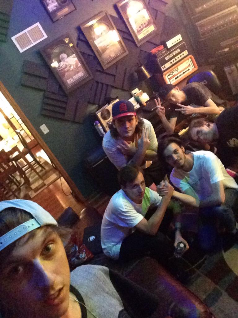 dereksteez's tweet image. Aaaand back in Chicago. In the studio w/ @rarityCA!!!