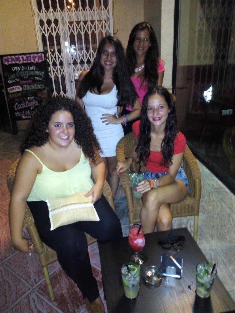 LurdesLbg's tweet photo. Cabo Roig 🌹 🍹 http://t.co/VUeFHsHmgo