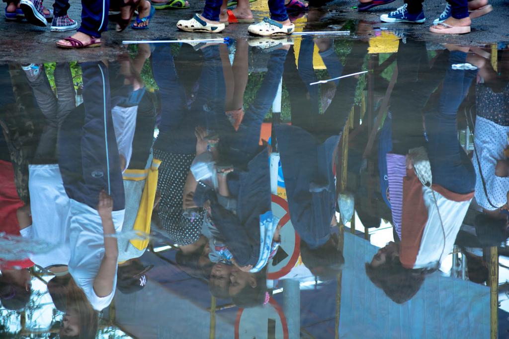 NSarasook's tweet photo. People, Street, Rain 
#nikon #people #street #rain #photo #beginner #life #thailand http://t.co/VaaykvwT0D