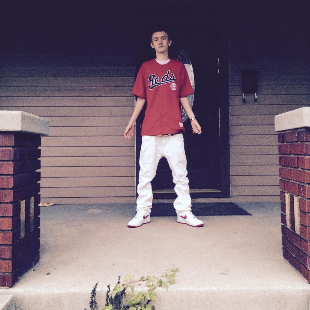 TheSlimJesus's tweet photo. Bando $hit http://t.co/Y5qcDV67Yu