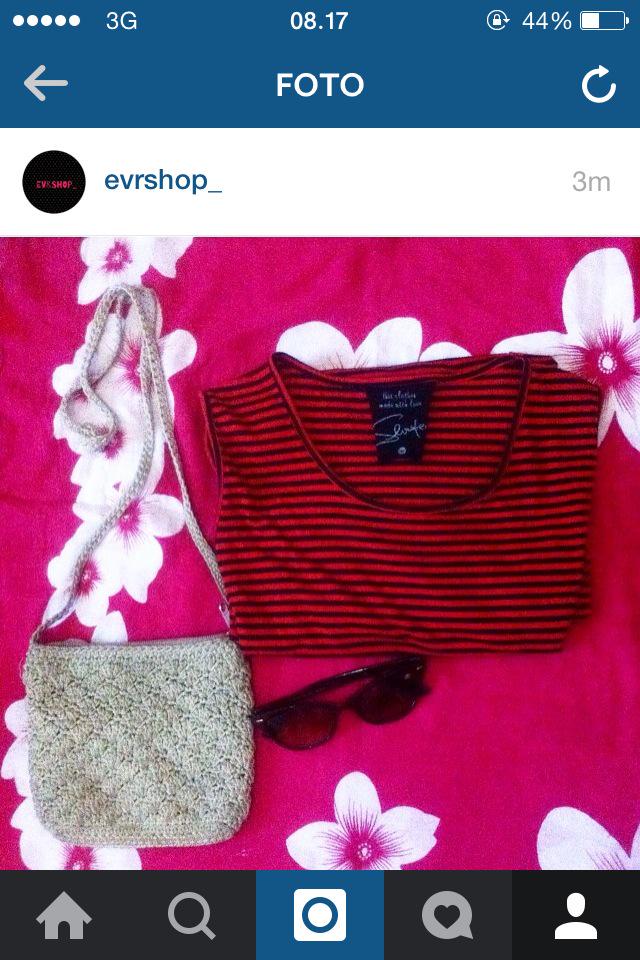 EVRshop's tweet photo. 🌸seconstuff🌸
.
Dress style merah hitam 45k
.
Goodcondition (no deffec, warna no pudar, jahitan masih rapi) http://t.co/JVFagqw33y