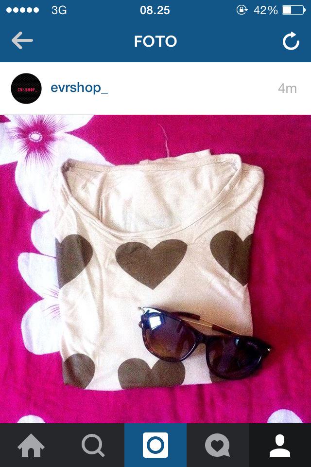 EVRshop's tweet photo. New and secondstuff🙆🌸

- Tshirt longsleves 35k (secondstuff)
- sunglasses pantai macan 30k (new)
barter 50k http://t.co/mm9iqQEOIN