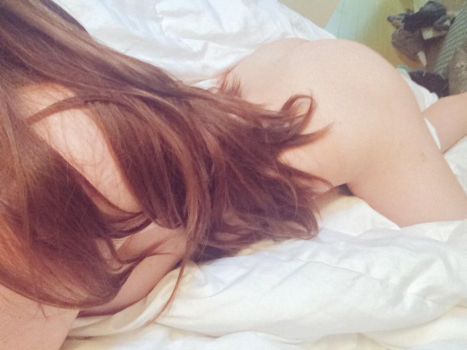 I know you all love my hair and stuff but you don't realize how much of it I find in my butt crack on<a href="/tag/freethenipple"class="tags"><span>#freethenipple</span></a>