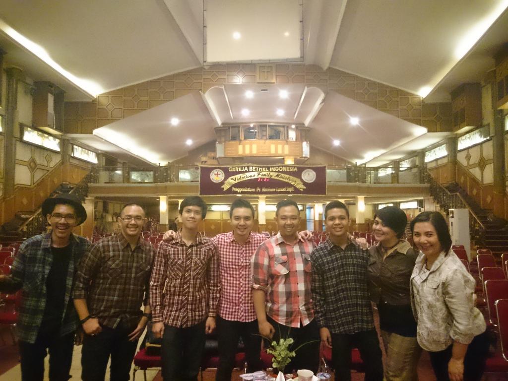 UrbanCrossBand's tweet photo. Urban Cross lead praise &amp; worship last night at GBI Victorious Family.. Thank you for having us, all glory to God! http://t.co/wQE7BGz1nk
