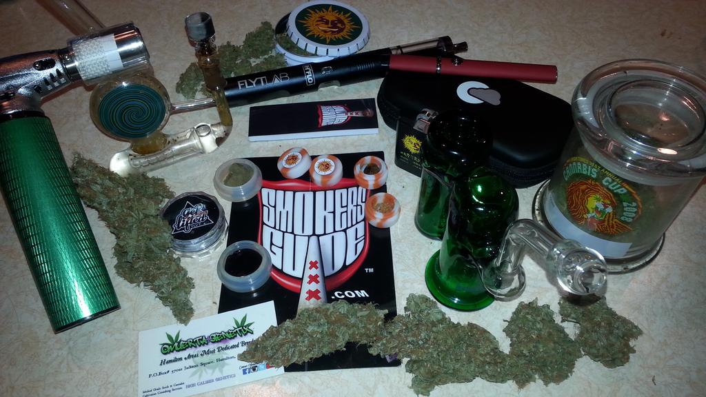 Mike_SG_North's tweet photo. Decisions decisions hmmmm @SmokersGuideCAN http://t.co/gVJVxlTMCu