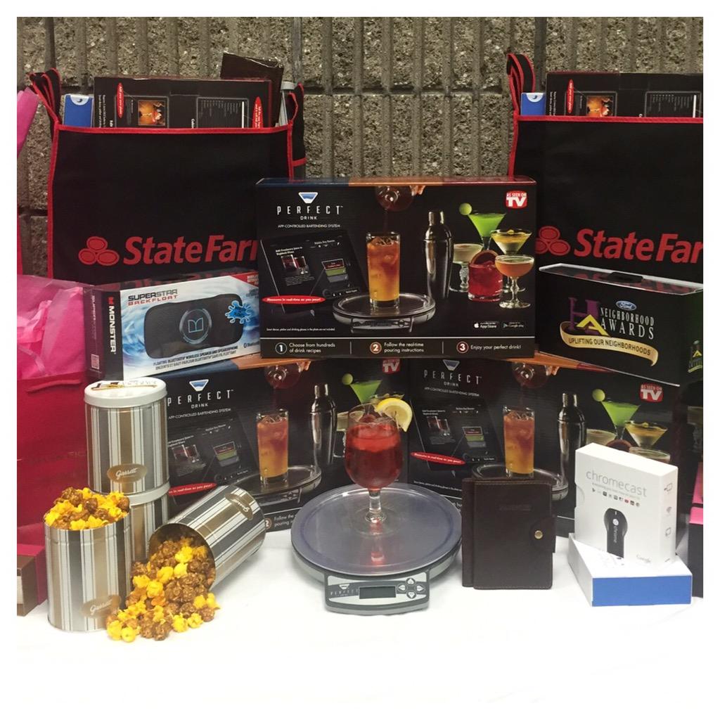 IAmSteveHarvey's tweet photo. Thank u @INTEFAST &amp; @MissCAJackson for creating an amazing Celebrity Gift Bag: https://t.co/nKDMRhoflT #NAwards2015 http://t.co/G2rYBRO2wK