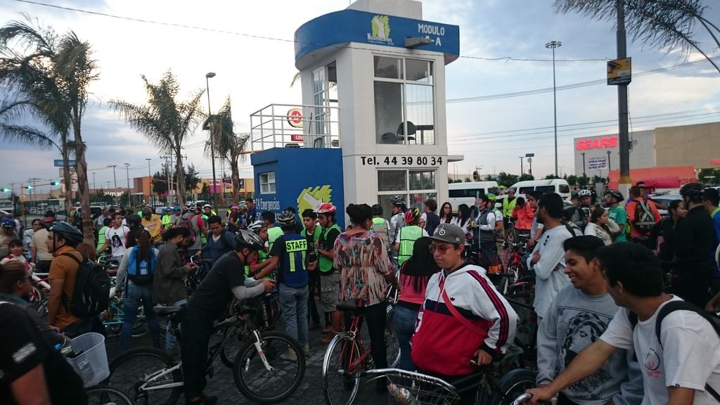 Buena rodada <a href="/NezaBike_Oficia/">@Neza_Bike</a>