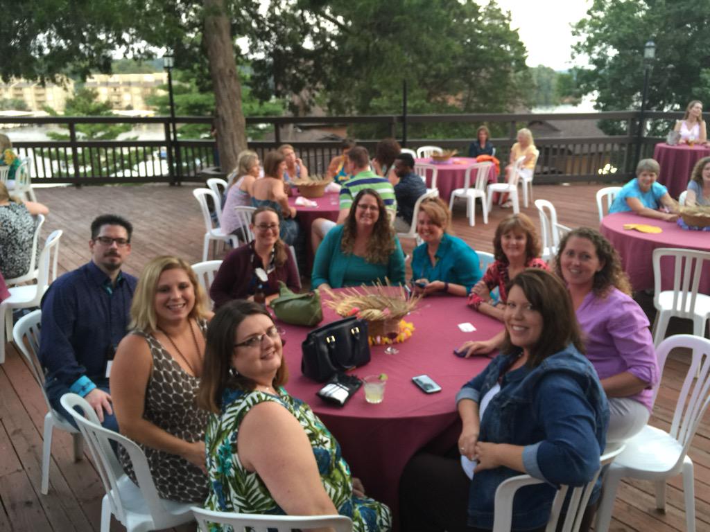 MOSHRM's tweet photo. Thanks to everyone for joining our karaoke party tonight! #MOSHRM15 http://t.co/8IOCPuetlB