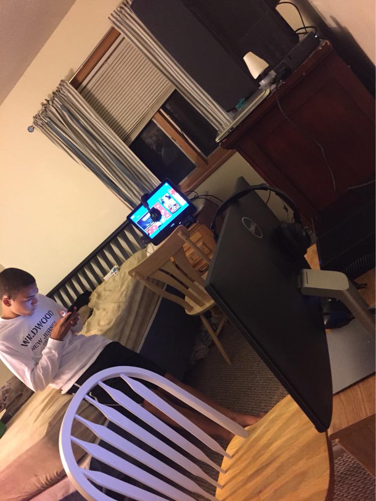 Evasify's tweet image. The grind with @Retaliate_US