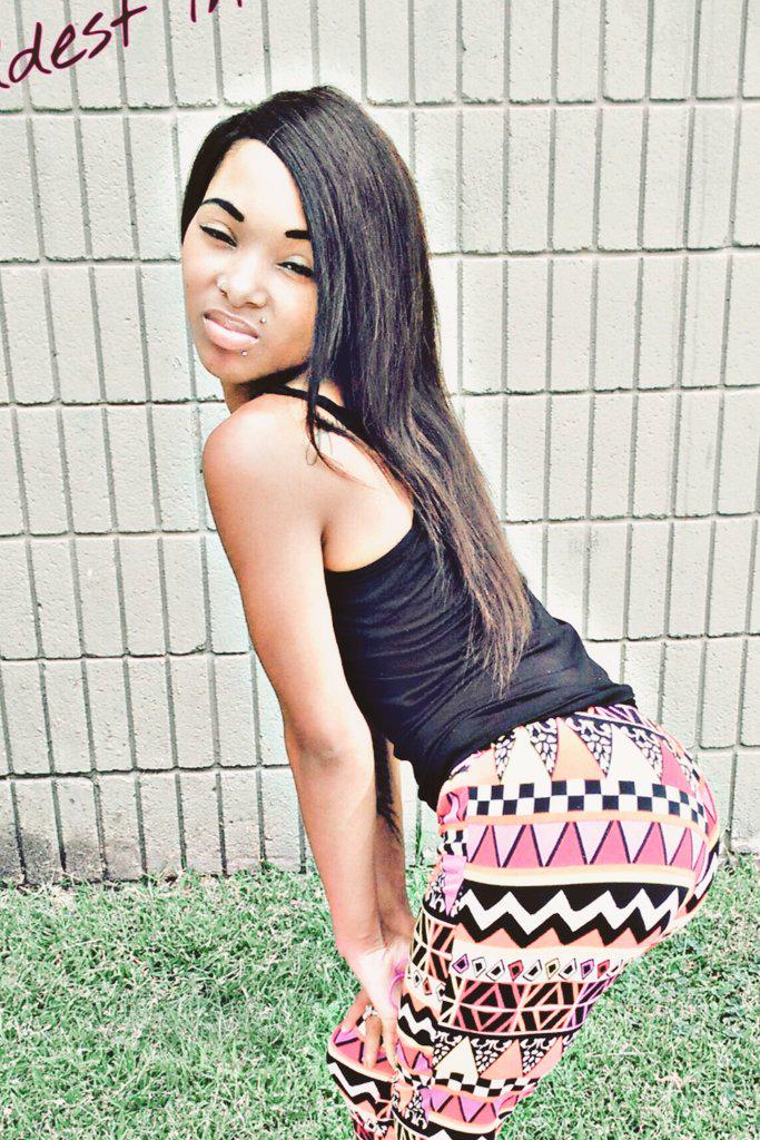 destinyburks27's tweet photo. I'm Beautiful Bishhh! 😘👅💕💯 http://t.co/fQzxe4gnTg